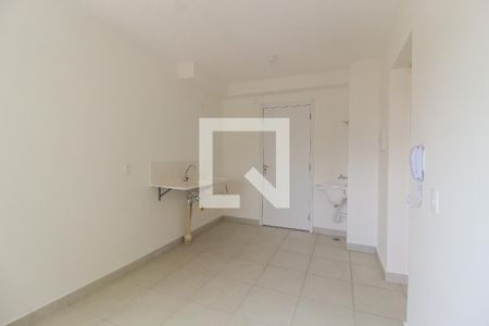 Sala/Cozinha de apartamento para alugar com 2 quartos, 32m² em Fazenda Aricanduva, São Paulo