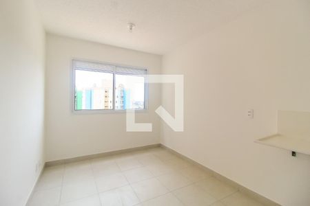 Sala/Cozinha de apartamento para alugar com 2 quartos, 32m² em Fazenda Aricanduva, São Paulo