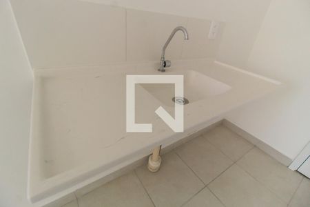 Sala/Cozinha de apartamento para alugar com 2 quartos, 32m² em Fazenda Aricanduva, São Paulo