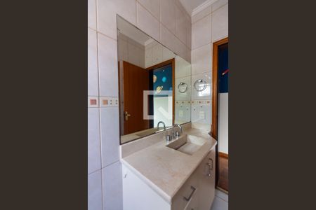 Casa à venda com 230m², 3 quartos e 4 vagas Casa à venda com 230m², 3 quartos e 4 vagasBanheiro da Suíte 3