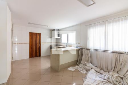 Casa à venda com 230m², 3 quartos e 4 vagas Casa à venda com 230m², 3 quartos e 4 vagasCozinha