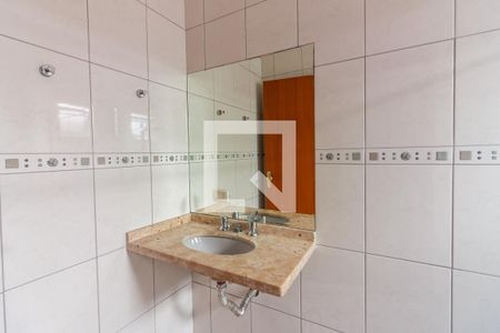 Casa à venda com 230m², 3 quartos e 4 vagas Casa à venda com 230m², 3 quartos e 4 vagasBanheiro da Suíte 2