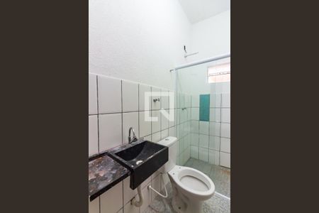 Casa à venda com 40m², 2 quartos e sem vaga Casa à venda com 40m², 2 quartos e sem vagaBanheiro