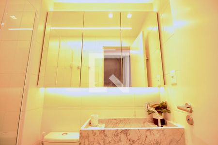 Banheiro de apartamento para alugar com 1 quarto, 26m² em Caminho das Árvores, Salvador