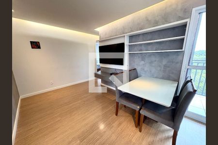 Sala de apartamento à venda com 2 quartos, 54m² em Medeiros, Jundiaí