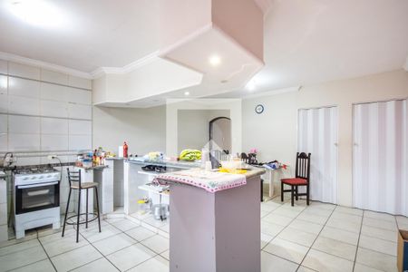 Casa para alugar com 277m², 4 quartos e 3 vagas Casa para alugar com 277m², 4 quartos e 3 vagasCozinha