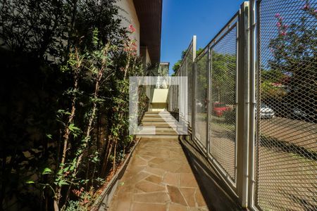 Casa para alugar com 360m², 5 quartos e 6 vagasPátio