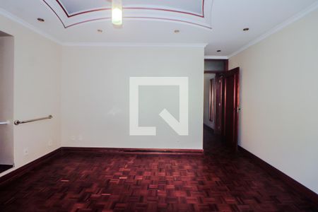 Casa para alugar com 360m², 5 quartos e 6 vagasSuíte 4