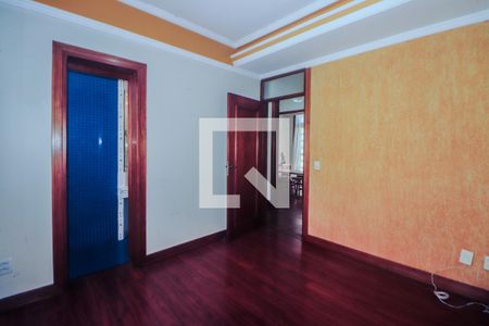 Casa para alugar com 360m², 5 quartos e 6 vagasSuíte 1