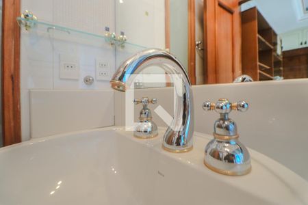 Casa para alugar com 360m², 5 quartos e 6 vagasBanheiro da Suíte 2