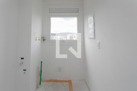 Lavanderia de apartamento à venda com 3 quartos, 71m² em Jardim do Salso, Porto Alegre