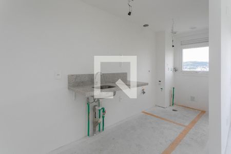 Cozinha de apartamento à venda com 3 quartos, 71m² em Jardim do Salso, Porto Alegre