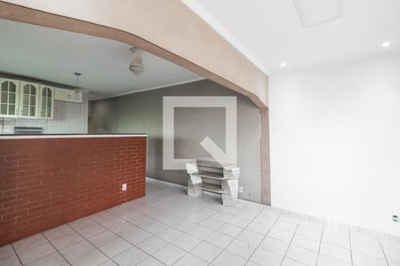 Sala de casa para alugar com 2 quartos, 100m² em Jardim Danfer, São Paulo