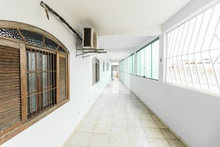 Casa para alugar com 100m², 2 quartos e 1 vagaCorredor