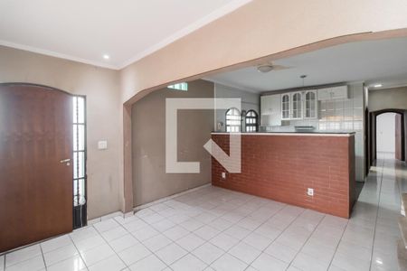 Sala de casa para alugar com 2 quartos, 100m² em Jardim Danfer, São Paulo