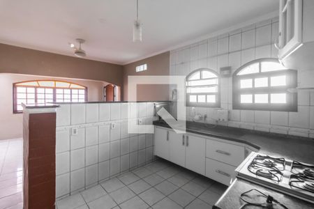 Casa para alugar com 100m², 2 quartos e 1 vagaCozinha