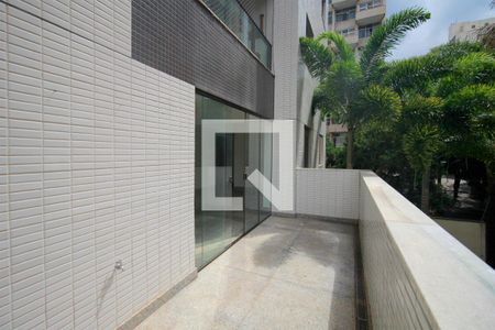 Apartamento à venda com 95m², 2 quartos e 2 vagasVaranda da Sala