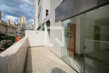 Apartamento à venda com 95m², 2 quartos e 2 vagasVaranda da Sala