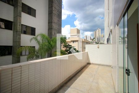 Apartamento à venda com 95m², 2 quartos e 2 vagasVaranda da Sala