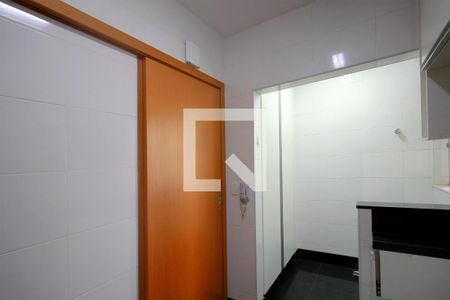 Apartamento à venda com 95m², 2 quartos e 2 vagasCozinha