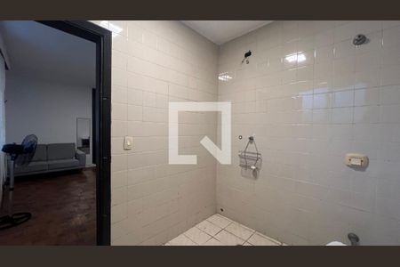 Casa para alugar com 520m², 5 quartos e 6 vagasBanheiro da Suíte