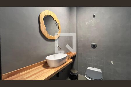 Casa para alugar com 520m², 5 quartos e 6 vagasLavabo