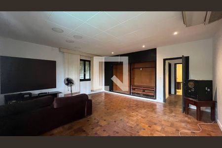 Casa para alugar com 520m², 5 quartos e 6 vagasQuarto 1