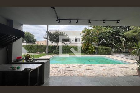 Casa para alugar com 520m², 5 quartos e 6 vagasVaranda