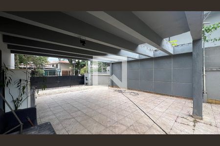 Casa para alugar com 520m², 5 quartos e 6 vagasGaragem