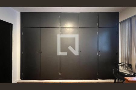 Casa para alugar com 520m², 5 quartos e 6 vagasQuarto 2