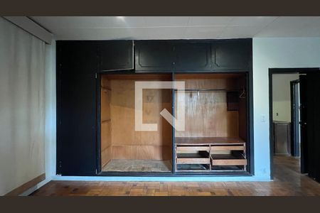 Casa para alugar com 520m², 5 quartos e 6 vagasQuarto 1