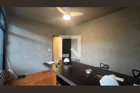 Casa para alugar com 520m², 5 quartos e 6 vagasEscritório