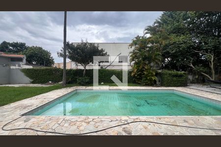 Casa para alugar com 520m², 5 quartos e 6 vagasPiscina