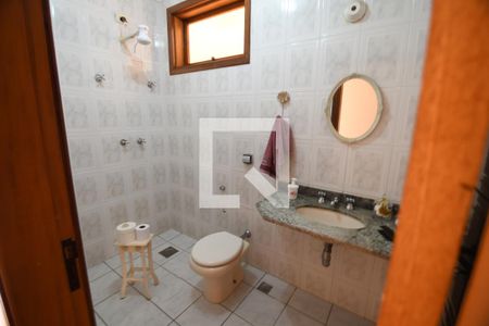 Casa à venda com 300m², 3 quartos e 3 vagasBanheiro 2