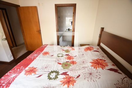 Casa à venda com 300m², 3 quartos e 3 vagasSuíte