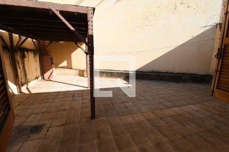 Casa à venda com 300m², 3 quartos e 3 vagasSuíte - Vista