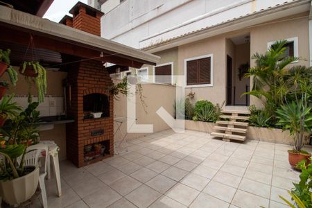 Casa à venda com 175m², 3 quartos e 4 vagasQuintal