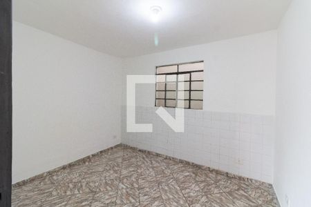 Quarto de casa para alugar com 1 quarto, 45m² em Vila Tiradentes, São Paulo