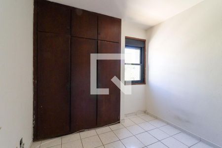 Quarto 2 de apartamento para alugar com 2 quartos, 72m² em Vila Itapura, Campinas