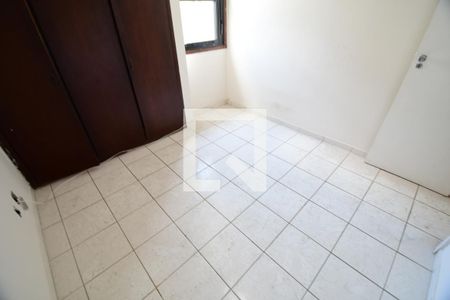 Quarto 1 de apartamento para alugar com 2 quartos, 72m² em Vila Itapura, Campinas