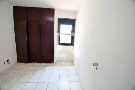 Quarto 1 de apartamento para alugar com 2 quartos, 72m² em Vila Itapura, Campinas