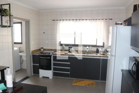 Apartamento à venda com 124m², 3 quartos e 2 vagasCozinha