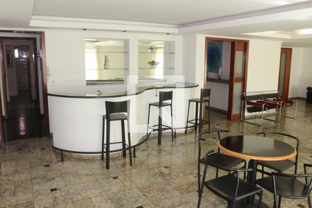 Apartamento à venda com 124m², 3 quartos e 2 vagasÁrea comum - Salão de festas
