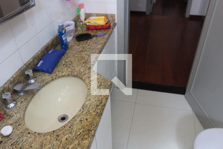 Apartamento à venda com 124m², 3 quartos e 2 vagasBanheiro 1