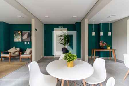 Apartamento para alugar com 32m², 2 quartos e sem vagaÁrea comum - Salão de festas
