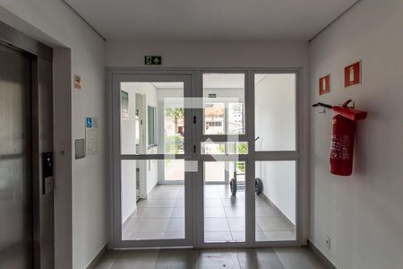 Apartamento para alugar com 32m², 2 quartos e sem vagaFachada e portaria
