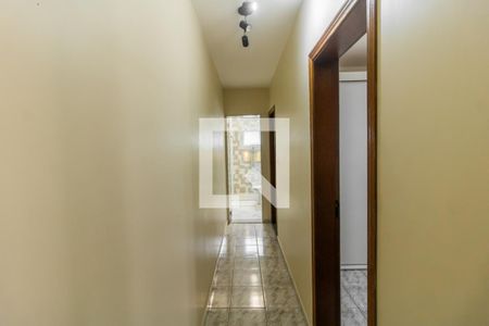 Casa à venda com 109m², 3 quartos e 2 vagasCorredor