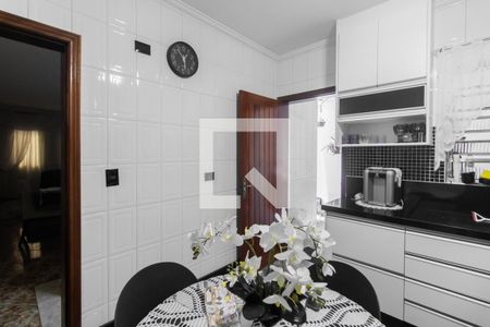 Casa à venda com 109m², 3 quartos e 2 vagasCozinha