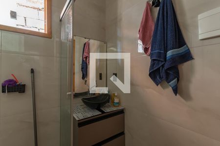 Casa à venda com 375m², 2 quartos e 2 vagasBanheiro Social