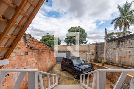 Casa à venda com 375m², 2 quartos e 2 vagasEntrada - Varanda